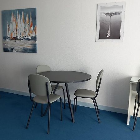 Grand Studio Vue Mer Dans Residence Des 3 Iles Pres De La Thalasso Quiberon Bagian luar foto